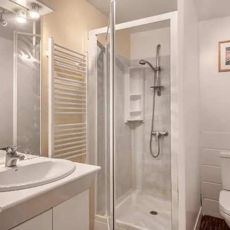 Holiday home Golfe Du Morbihan, Maison De Charme Pour 6 *