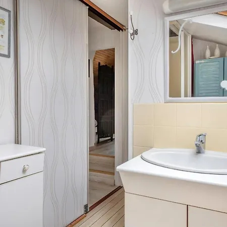 Holiday home Golfe Du Morbihan, Maison De Charme Pour 6 Sarzeau